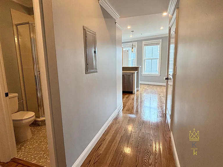 38-42 Hyde Park Ave #5 — Photo 16
