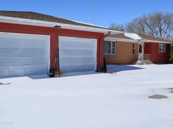 4929 85th Ave NE, Devils Lake, ND 58301