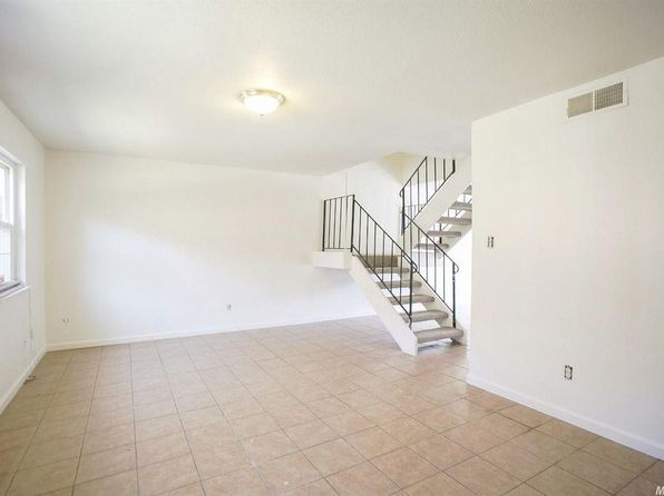 4207 Brookfield Dr