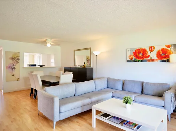 9721 Sunrise Lakes Boulevard #203, Sunrise, FL 33322