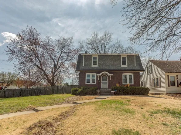 500 W Cleveland Ave, Belleville, IL 62220