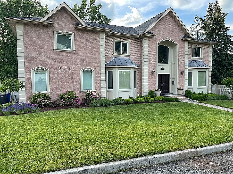 1st image of 448 Westview Ave