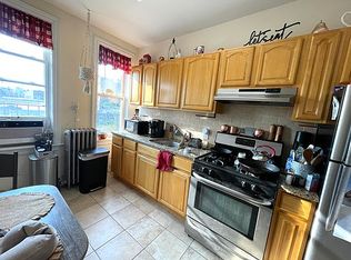 30-72 44th St #5, Astoria, NY 11103