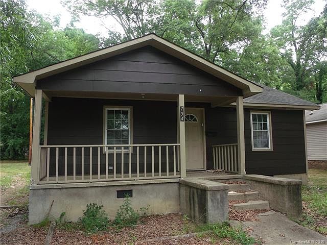 1st image of 754 Jefferson Ave