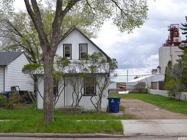 309 1st AVENUE W, Kindersley, SK S0L 1S0