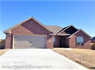 1210 Ellen Ray Ln, Centerton, AR 72719
