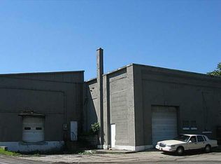 459 E 17th St, Erie, PA 16503