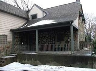 698 Ridge Rd #3, Ambridge, PA 15003