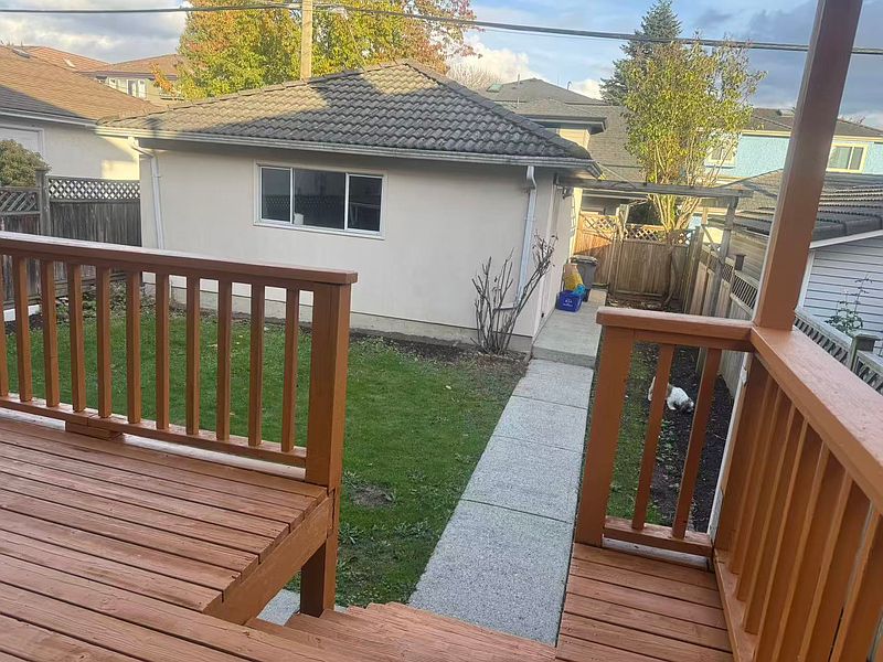 Vancouver House for rent - 4 Bedrooms — photo 10