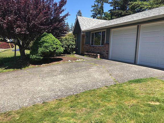 2nd image of 142 160th Ave SE