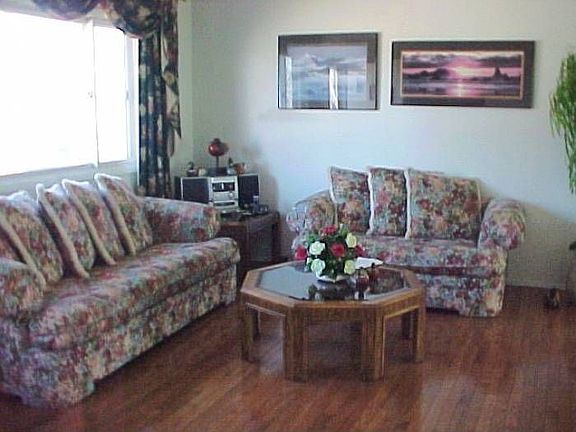 2nd image of 69 Parkview Dr