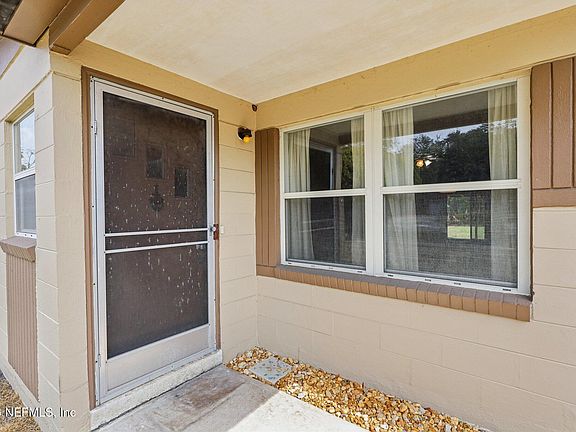 3rd image of 509 PENMAN Road