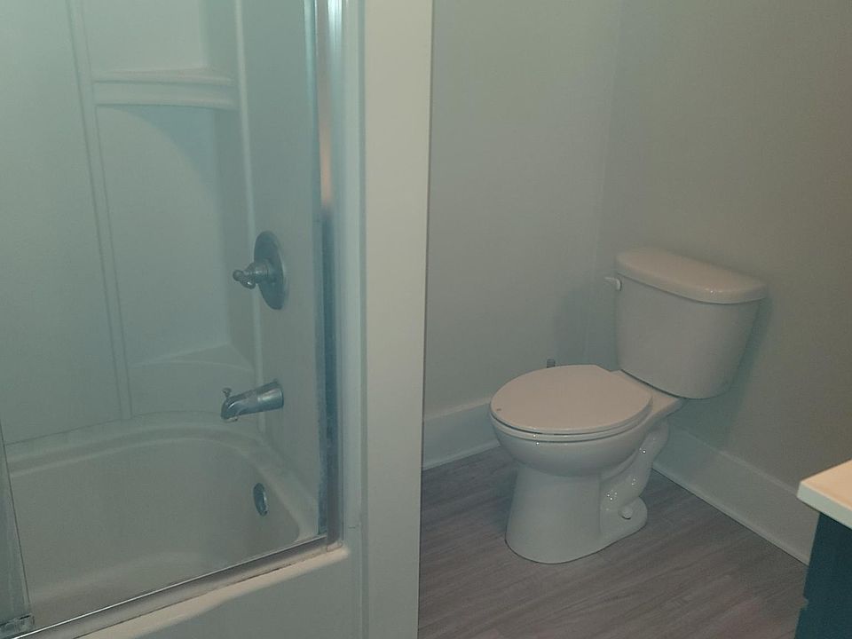 106 S Prospect Ave UNIT B, Hartville, OH 44632 Zillow