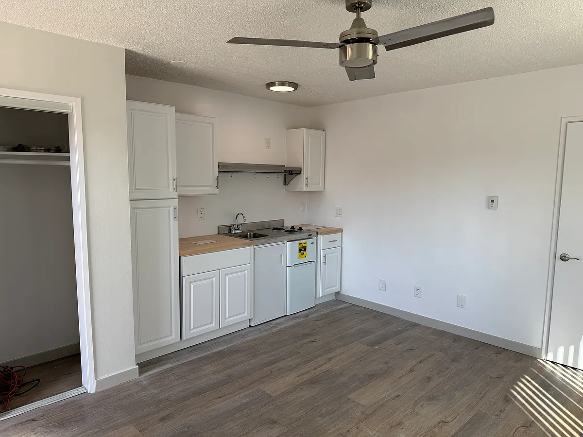 Building Photo - 7002 Ramsgate Pl #1