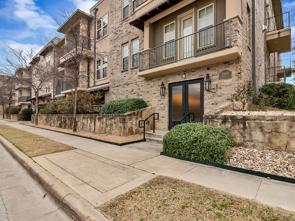 2800 Sandage Ave #206