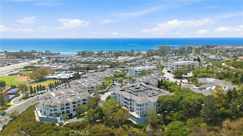1 bed, 858 sqft, $7,500 — Photo 3