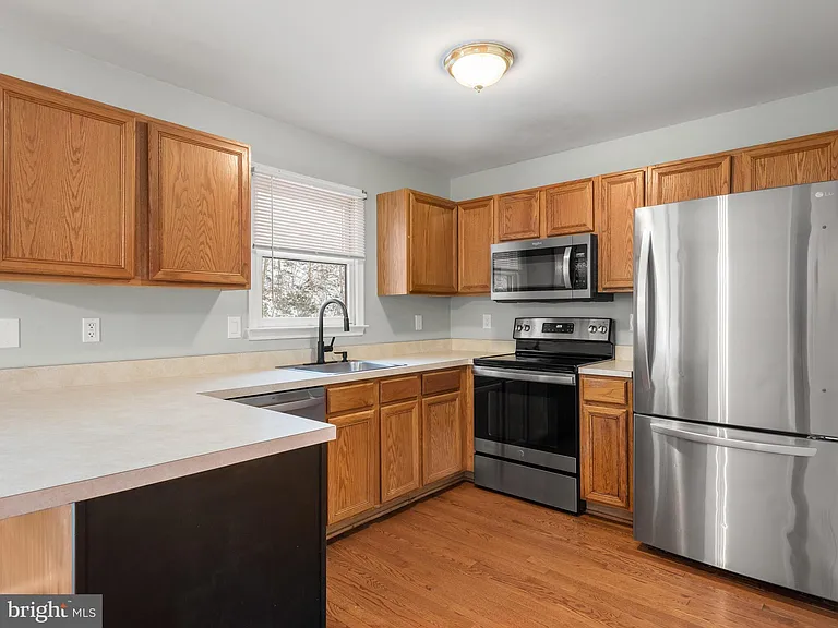 547 Pickering Station Dr — Photo 12