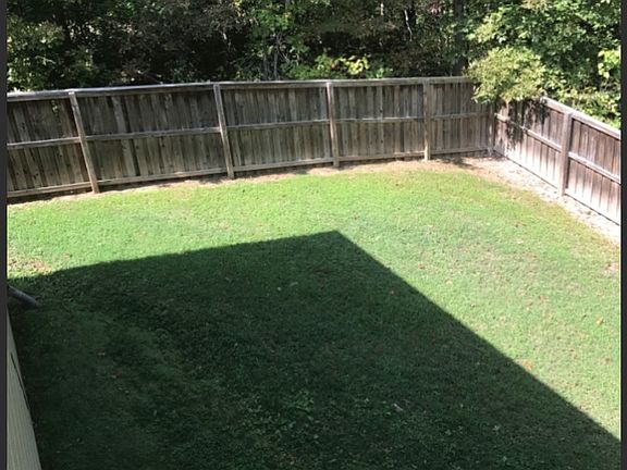 3rd image of 5 Cresswell Cir