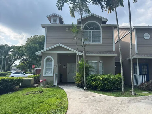 12201 SW 148th St APT 1102, Miami, FL 33186