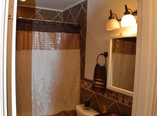 1410 Mahlow Dr, Longview, TX 75601