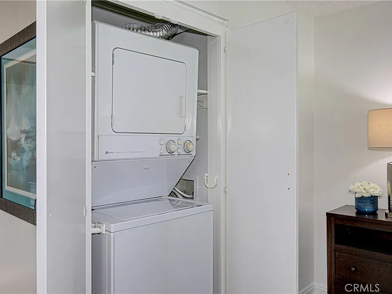 2285 Via Puerta #C — Photo 28