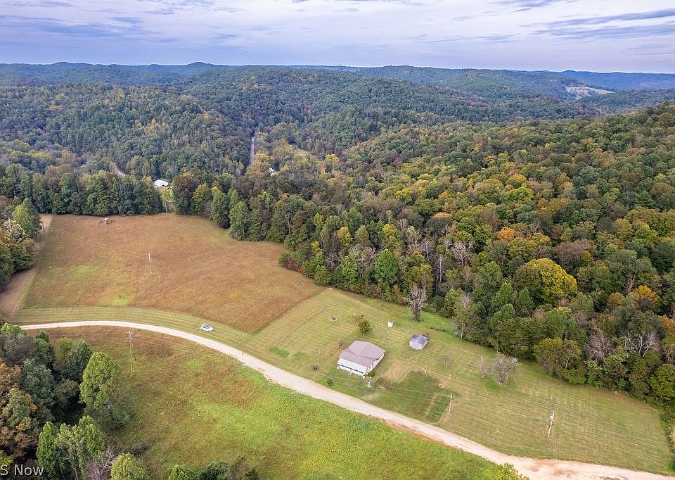 1st image of 1233 Dutchman Ridge Rd