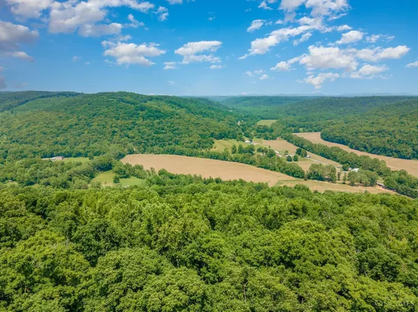 205 Pike Lake Rd, Bainbridge, OH 45612