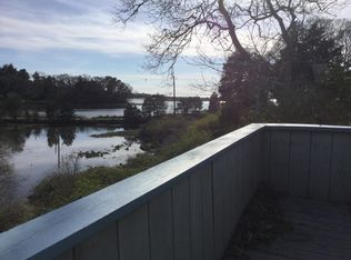 2 Pine Hill Rd, Bourne, MA 02532