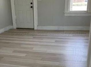 411 W 4th St, Hereford, TX 79045