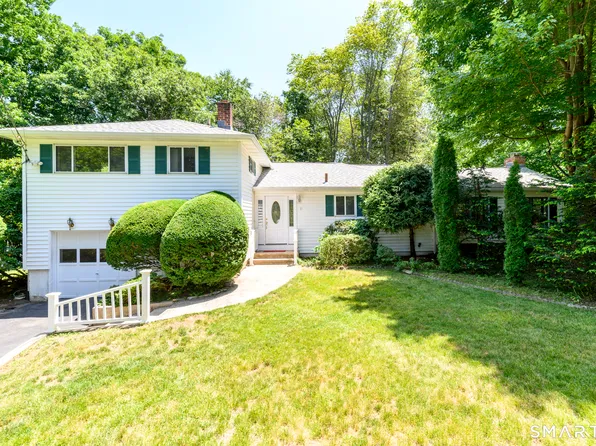 9 Pocono Road, Norwalk, CT 06851