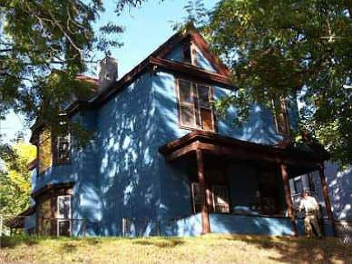 Photo 1