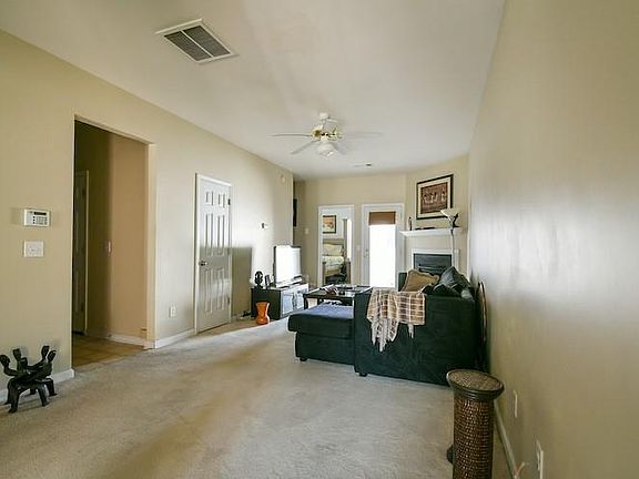 4th image of 4620 Blue Iris Way