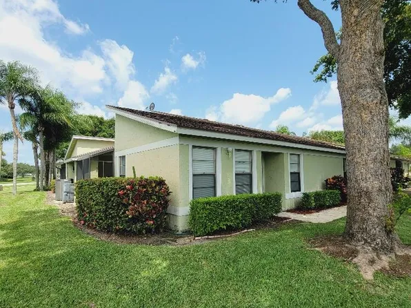 4365 Willow Brook Circle #28b, West Palm Beach, FL 33417