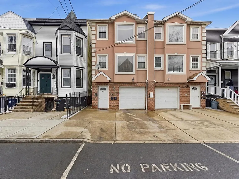46 Armstrong Ave #2 — Photo 1