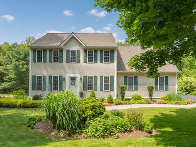 29 Yorkshire Drive, Waterford, CT, 06385
