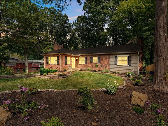 2nd image of 107 Wilshire Dr