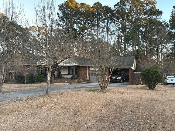 3rd image of 211 Rockledge Rd