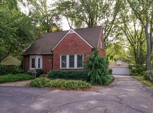 221 W Saginaw St, East Lansing, MI 48823