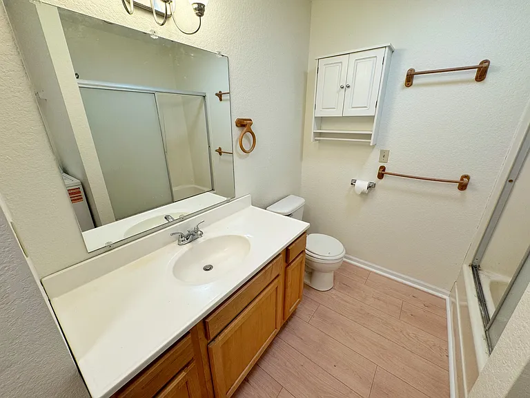 1505 W 8th Street Ter — Photo 4