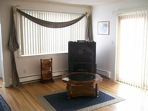 5th image of 233 Longstreet Ave