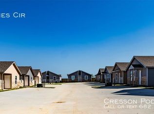 9024 Hines Cir, Cresson, TX 76035