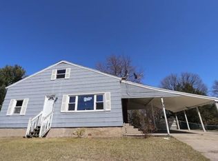 31 Cherryvale St, Chicopee, MA 01020