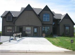 13418 W 173rd Ter, Overland Park, KS 66062