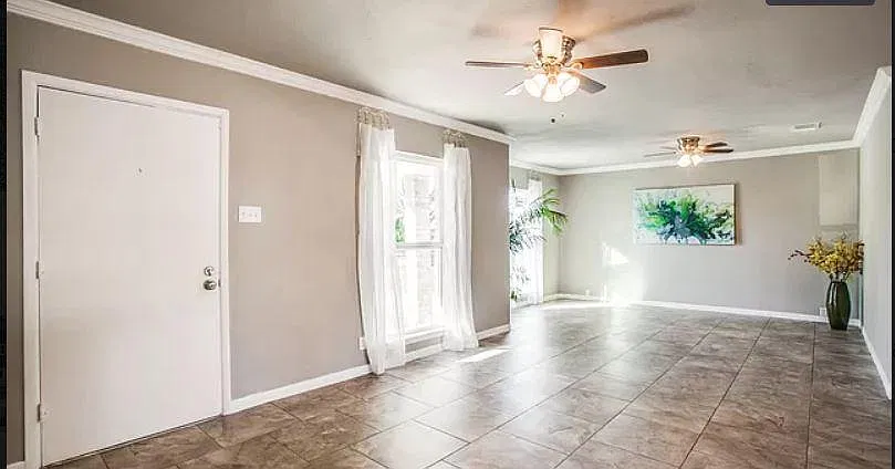 6726 Pear Tree — Photo 4