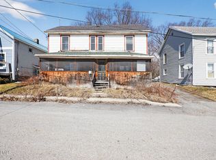 7 Oak Lane, Port Henry, NY 12974