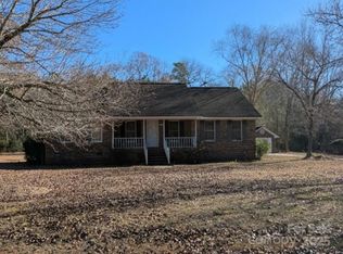 217 Ames Acres Dr, Fairmont, NC 28340