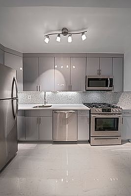 2nd image of 37 W 118th St APT 3