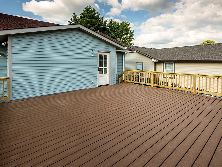 1308 Fatherland St — Photo 17