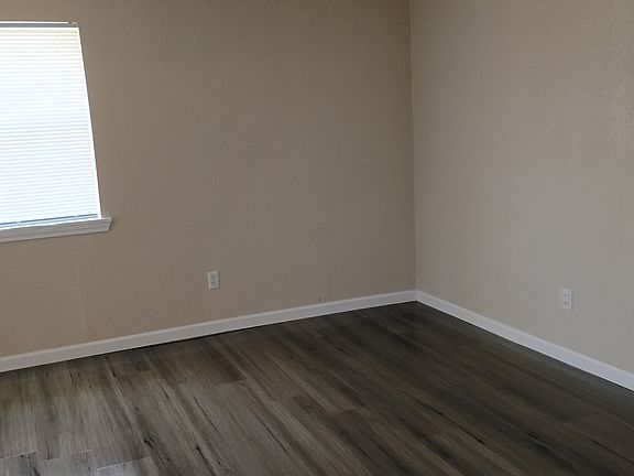 5th image of 405 W D Ave APT A