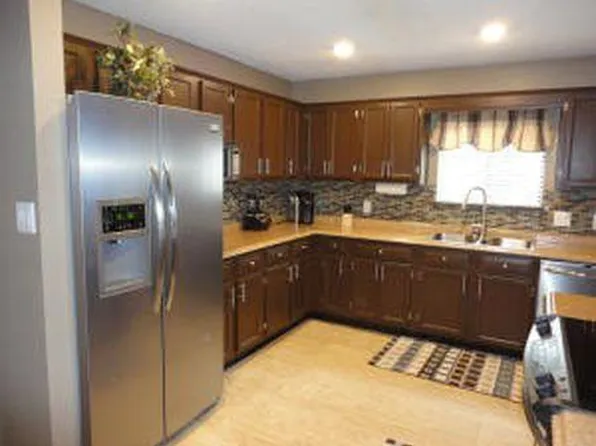 1 James Pl, Mary Esther, FL 32569